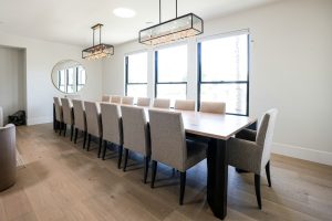 Photo rustic travertine stone arc floor lamp dining room